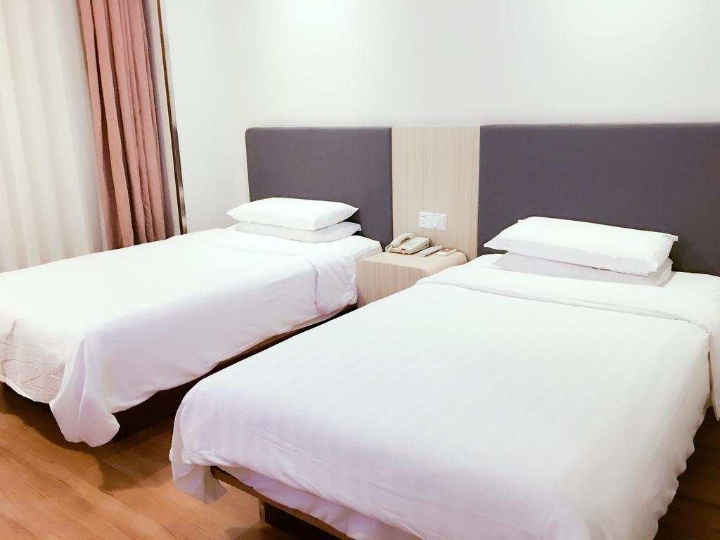 Hanting Hotel Shanghai Hongkou Football Stadium Exterior photo
